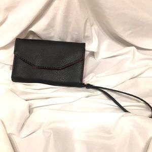 Black Wristlet Pink Liner